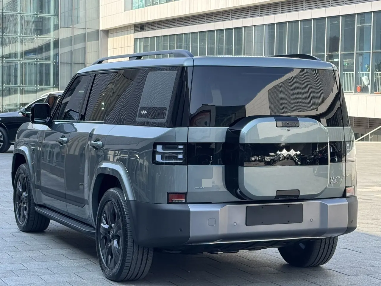 FangChengBao 2026 titanium 7 EV 675KM four-wheel drive flash version automatic gear 9