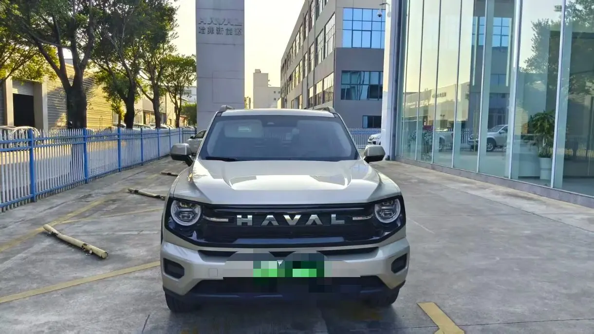 Haval 2026 big dog PLUS Hi4 1.5T 150km tidal wave electric version automatic gear 2