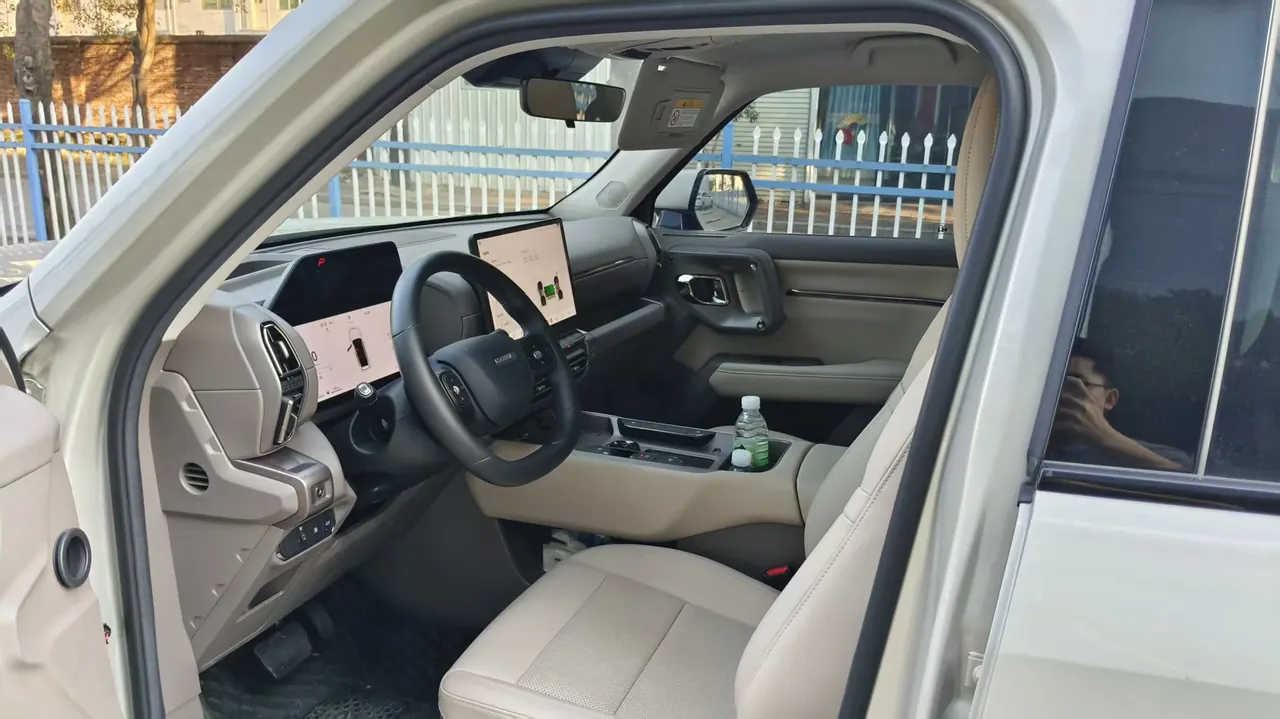 Haval 2026 big dog PLUS Hi4 1.5T 150km tidal wave electric version automatic gear 4