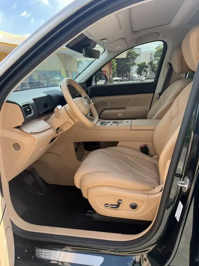 Chery 2026 Fengyun T 11 220 Four-wheel Drive Dual IMAX Cinema Edition Automatic Gear 3