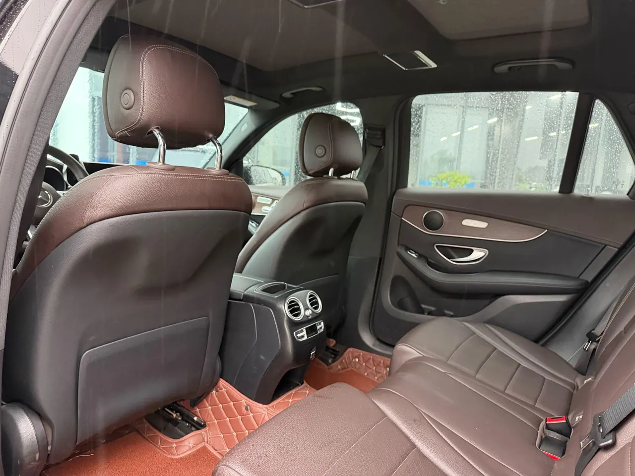 Mercedes Benz 2022 GLC 260 L 4MATIC 2.0T Luxury (Change 2) Automatic Gear 3
