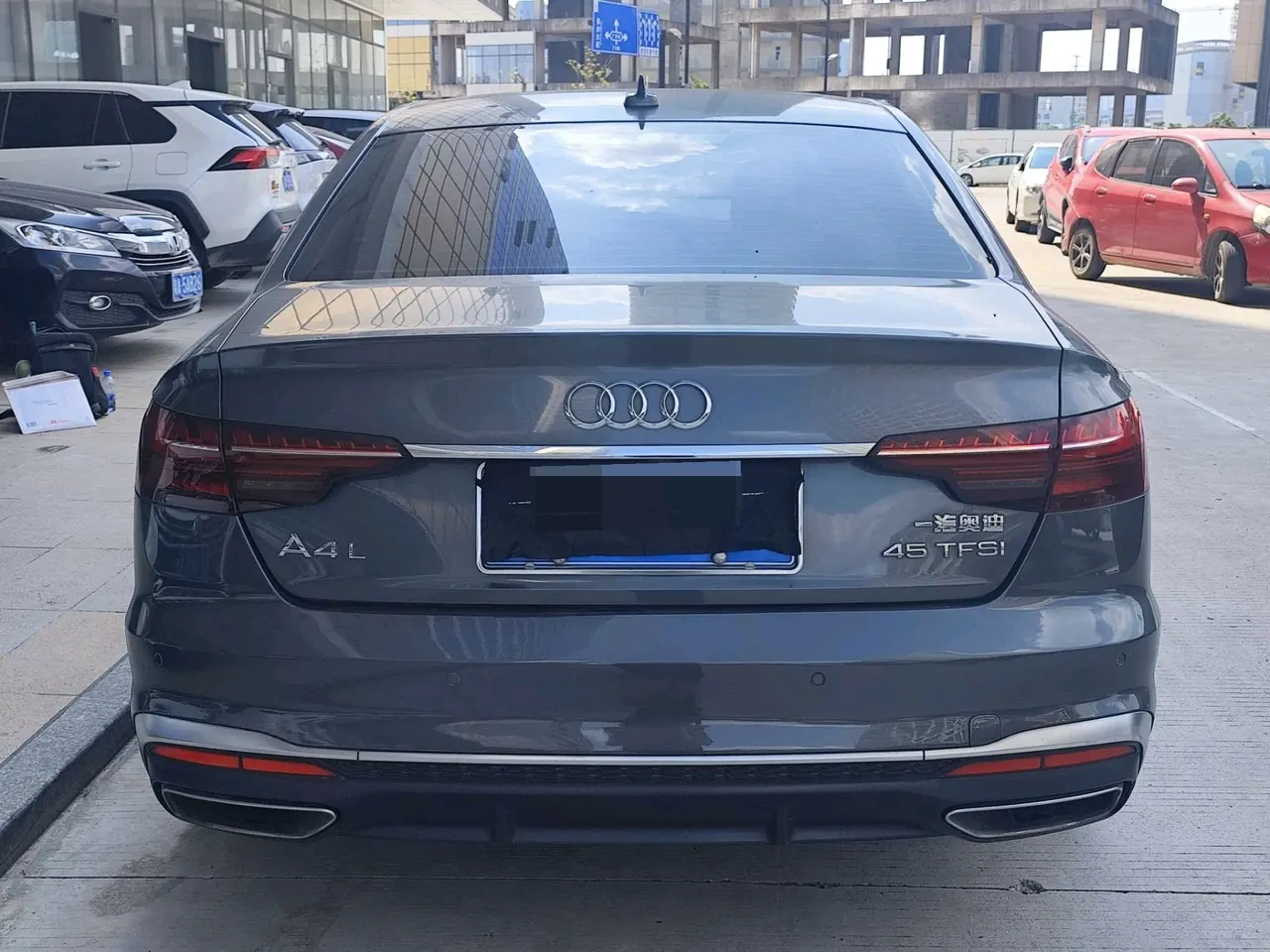 Audi 2020 A4L 2.0TFSI 40TFSI Fashion Dynamic Automatic 5