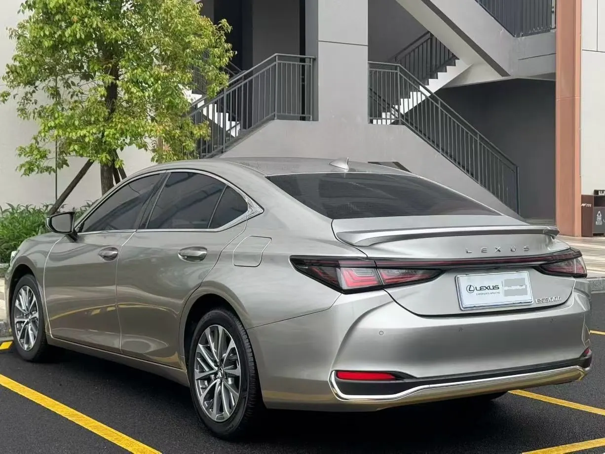 Lexus ES (Imported) 2025 ES300h 2.5 Stepless Premium Edition Automatic Gear 4