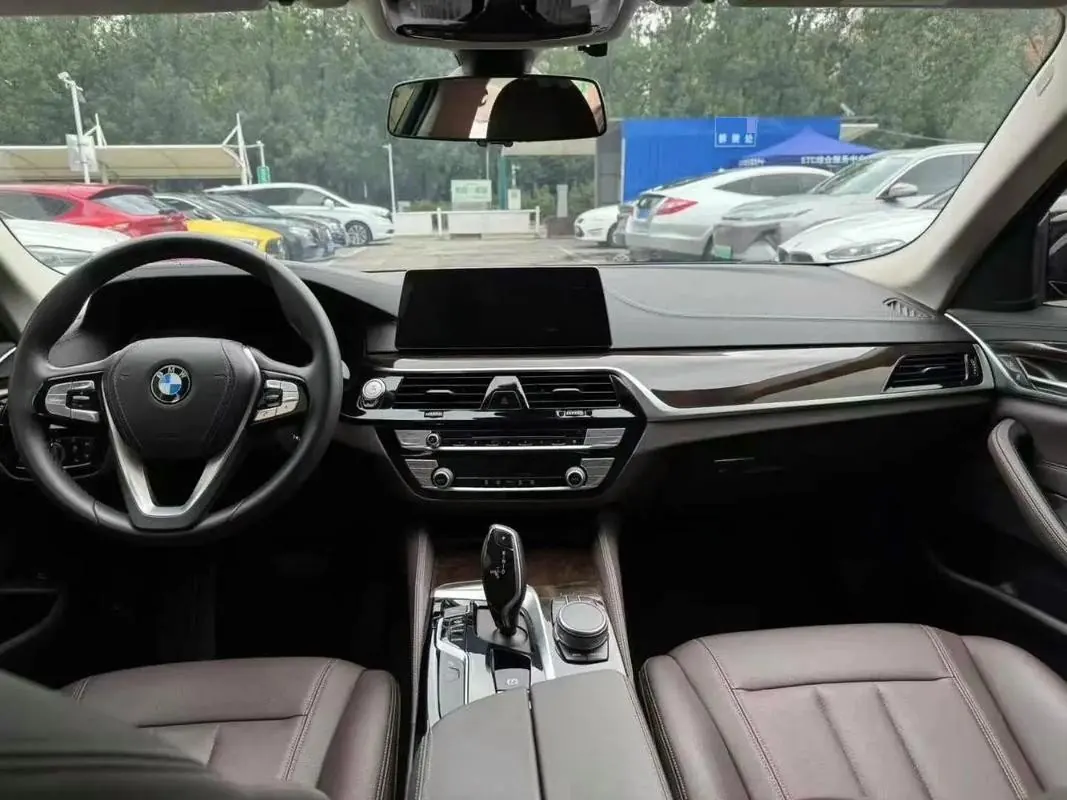 BMW 5 Series 2020 525Li 2.0T Luxury Suit Automatic Gear 5