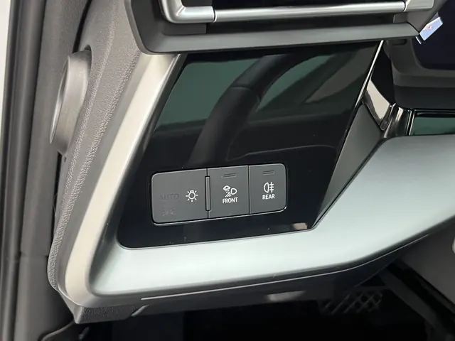 Audi 2025 A3L Limousine 1.5TFSI 35TFSI Flying Premium Automatic 10