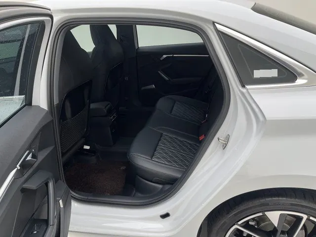 Audi 2025 A3L Limousine 1.5TFSI 35TFSI Flying Premium Automatic 8