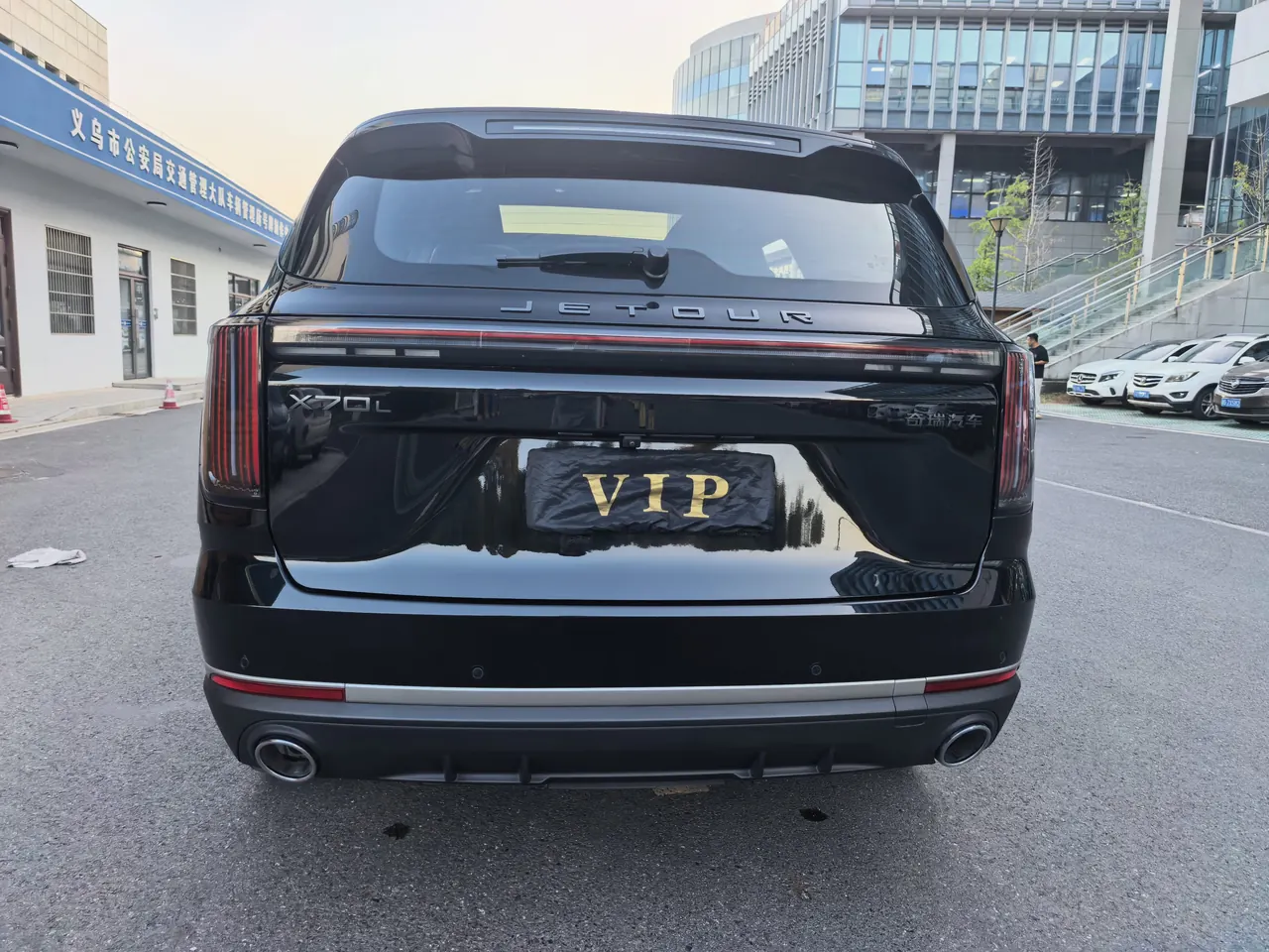 Jetour 2025 X70L 1.5TD luxury 5 automatic gear 6