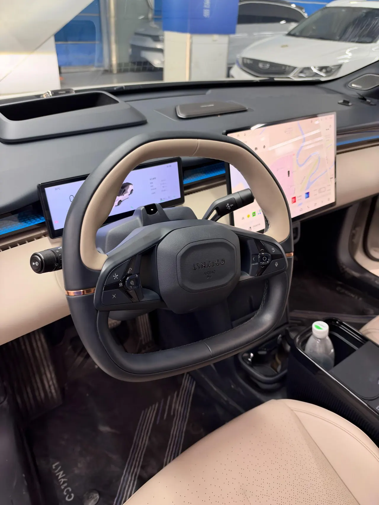 LYNK&amp;CO 2025 LYNK&amp;CO Z 20 530km Rear Drive Max Automatic 5