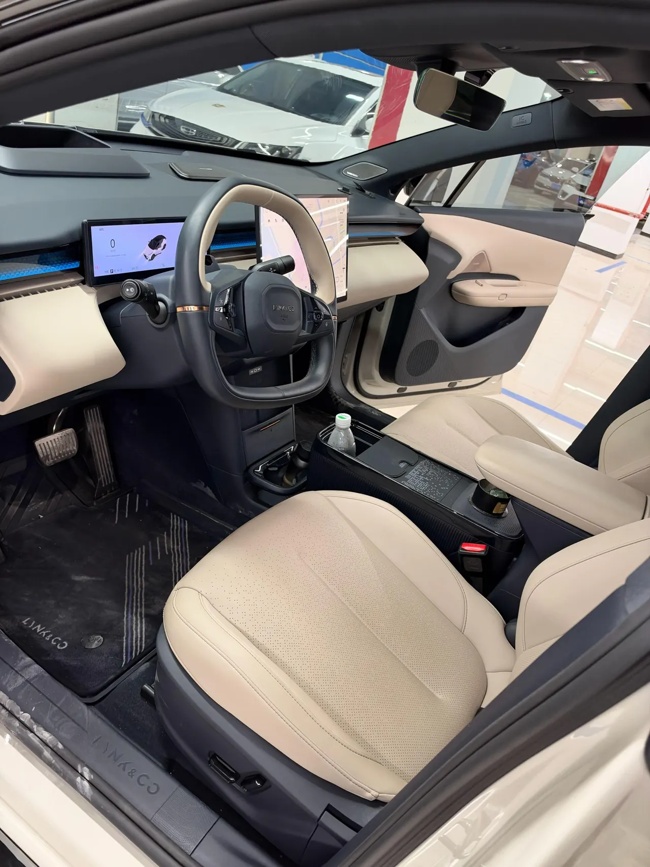 LYNK&amp;CO 2025 LYNK&amp;CO Z 20 530km Rear Drive Max Automatic 7