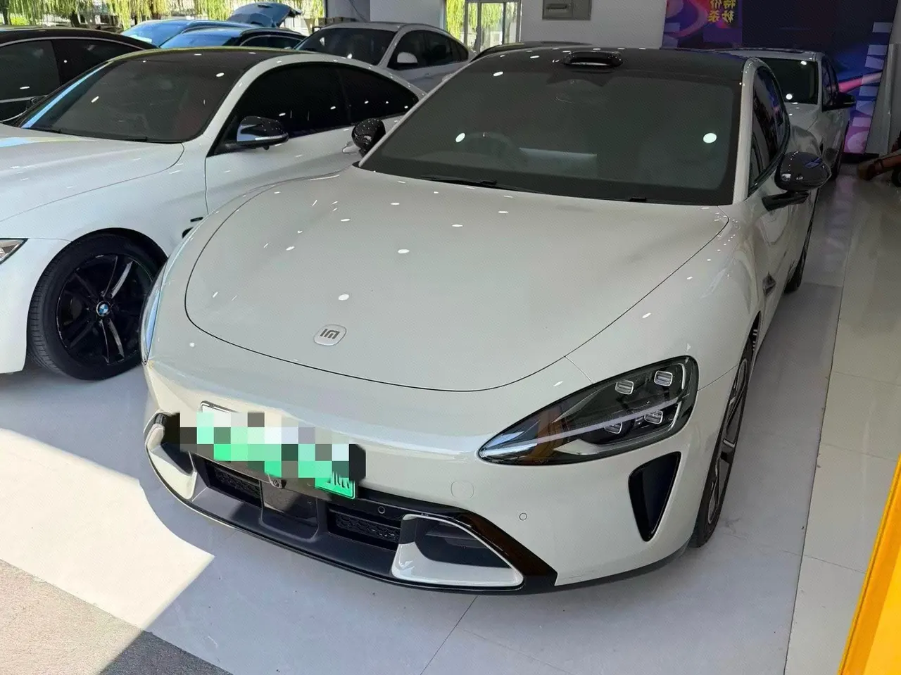 MI 2026 SU7 Standard Edition Automatic Gear - View 1
