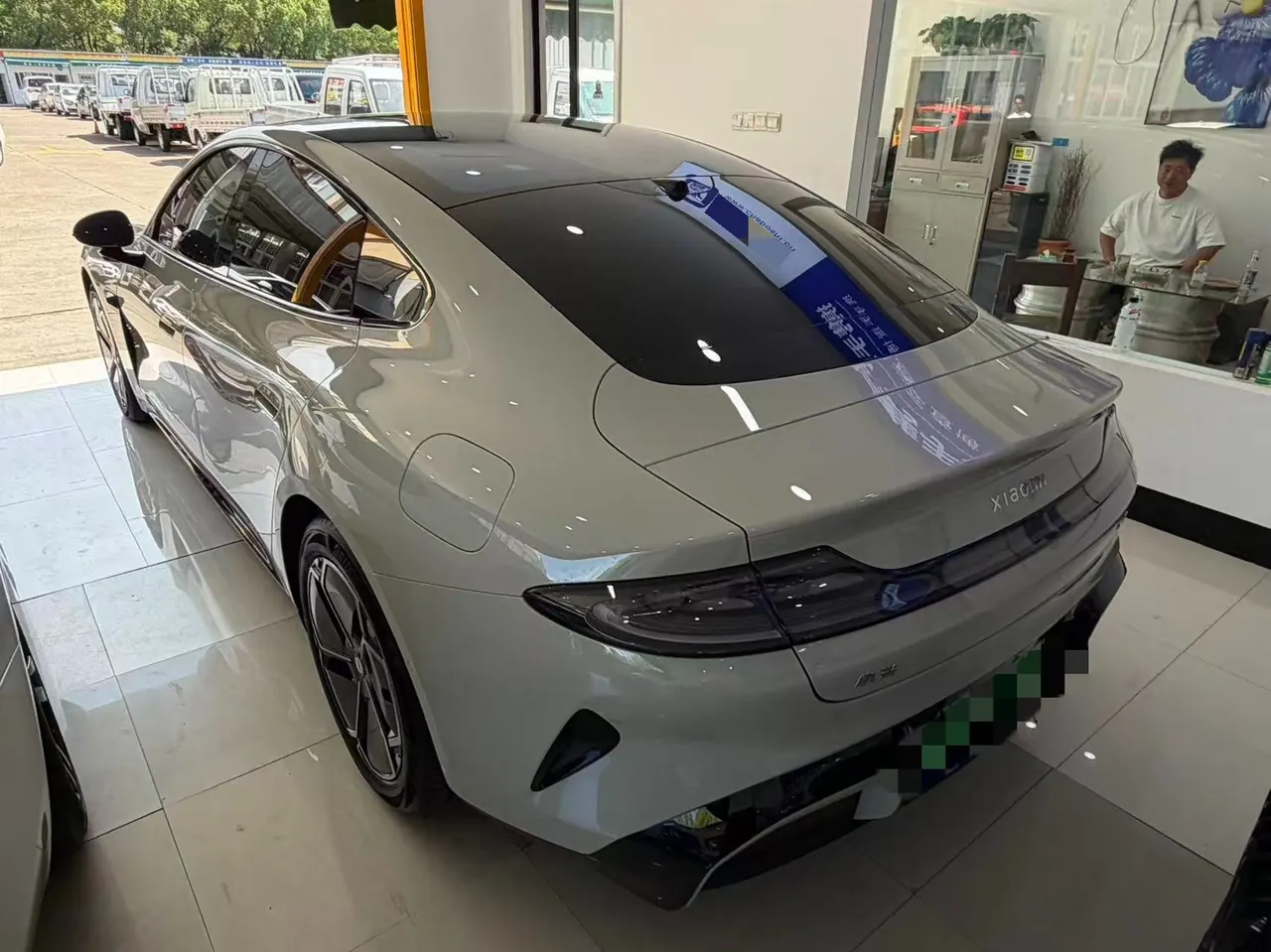 MI 2026 SU7 Standard Edition Automatic Gear 2