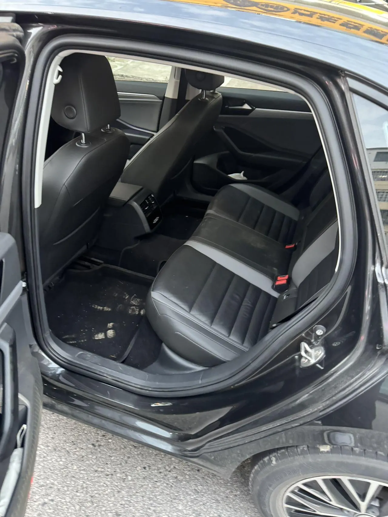Volkswagen 2020 Sagitar 1.2TSI 200TSI Fashion Automatic 3