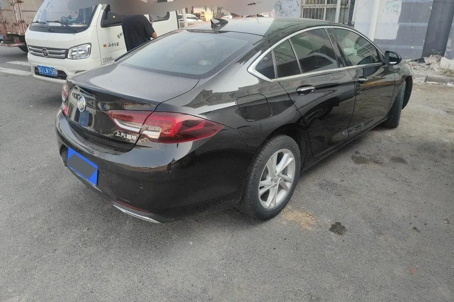 Buick 2022 Regal 1.5T 552T Smart Automatic Gear 5