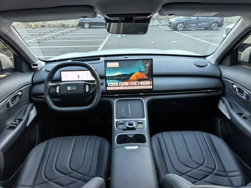 Geely Galaxy 2026 Starship 7 EM-i 1.5 135km Pilot Edition Automatic Gear 7