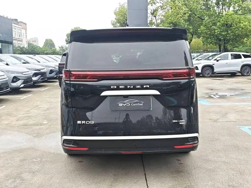 Denza 2025 Denza D9 DM-i 1.5T stepless intelligent driving version 1020 four-wheel drive flagship automatic gear 7