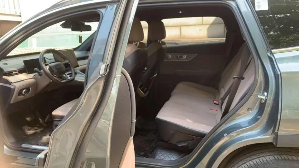 Chery 2025 Ruihu 8 PLUS 1.6TGDI 290TGDI honorable automatic gear 3