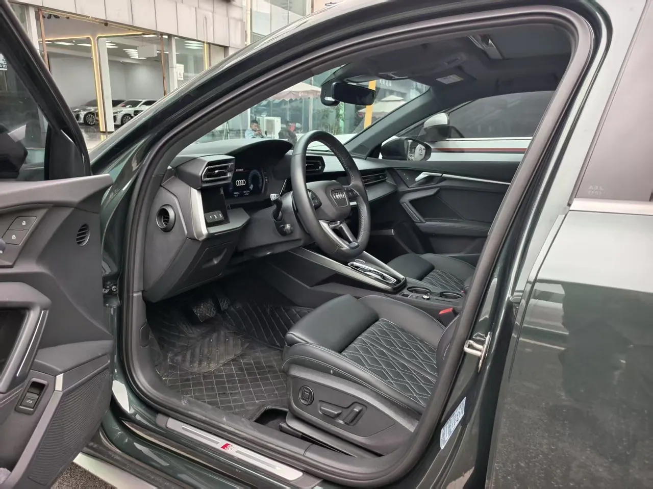 Audi 2025 A3L Limousine 1.5TFSI 35TFSI Flying Premium Luxury Package Automatic Gear 4