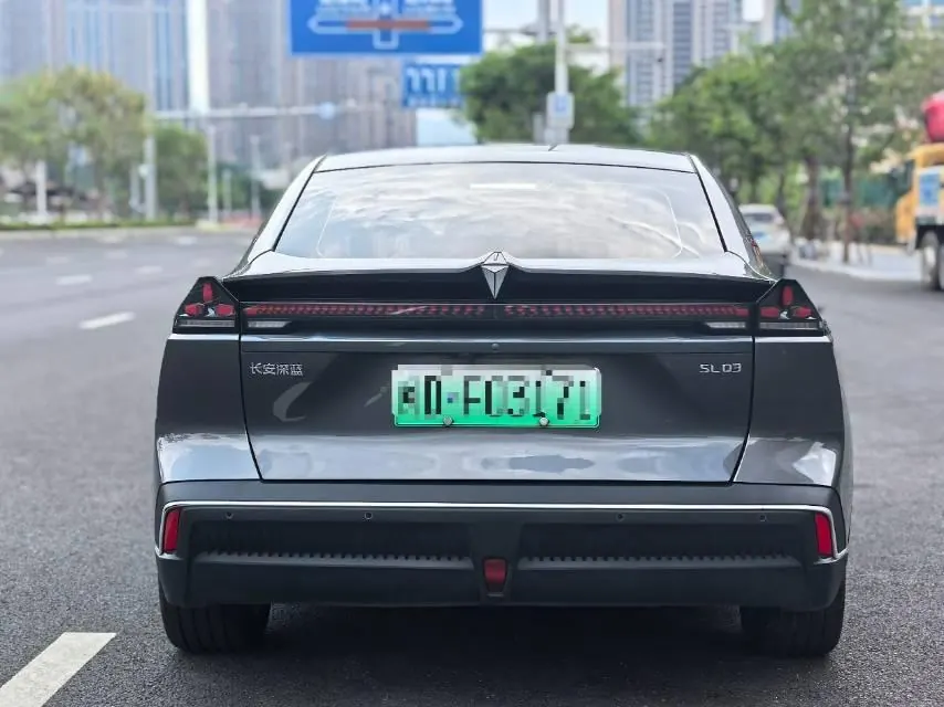 ChangAn Deepal 2023 SL 03 200Max Range-extended Automatic Gear 3