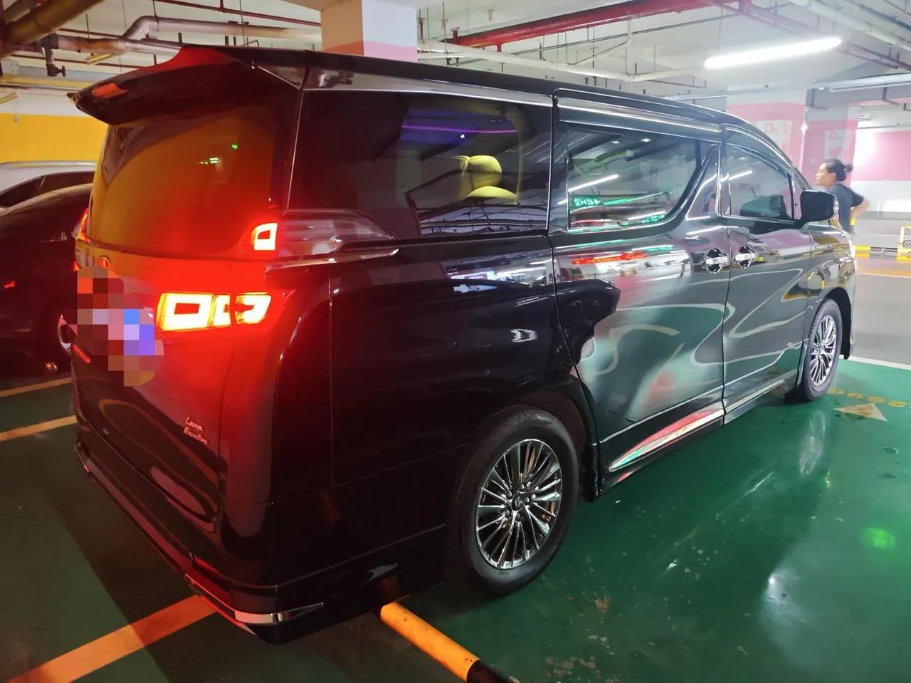 Toyota Wilfa (Imported) 2021 Wilfa 2.5 Stepless Crown HV Extreme Edition Automatic Gear 7