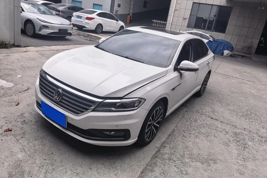 Volkswagen 2022 Lavida 1.4TSI 280TSI Deluxe Edition Automatic Gear - View 1