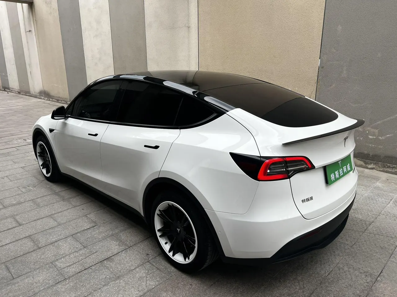 Tesla 2021 Model Y long endurance all-wheel drive version automatic transmission 8