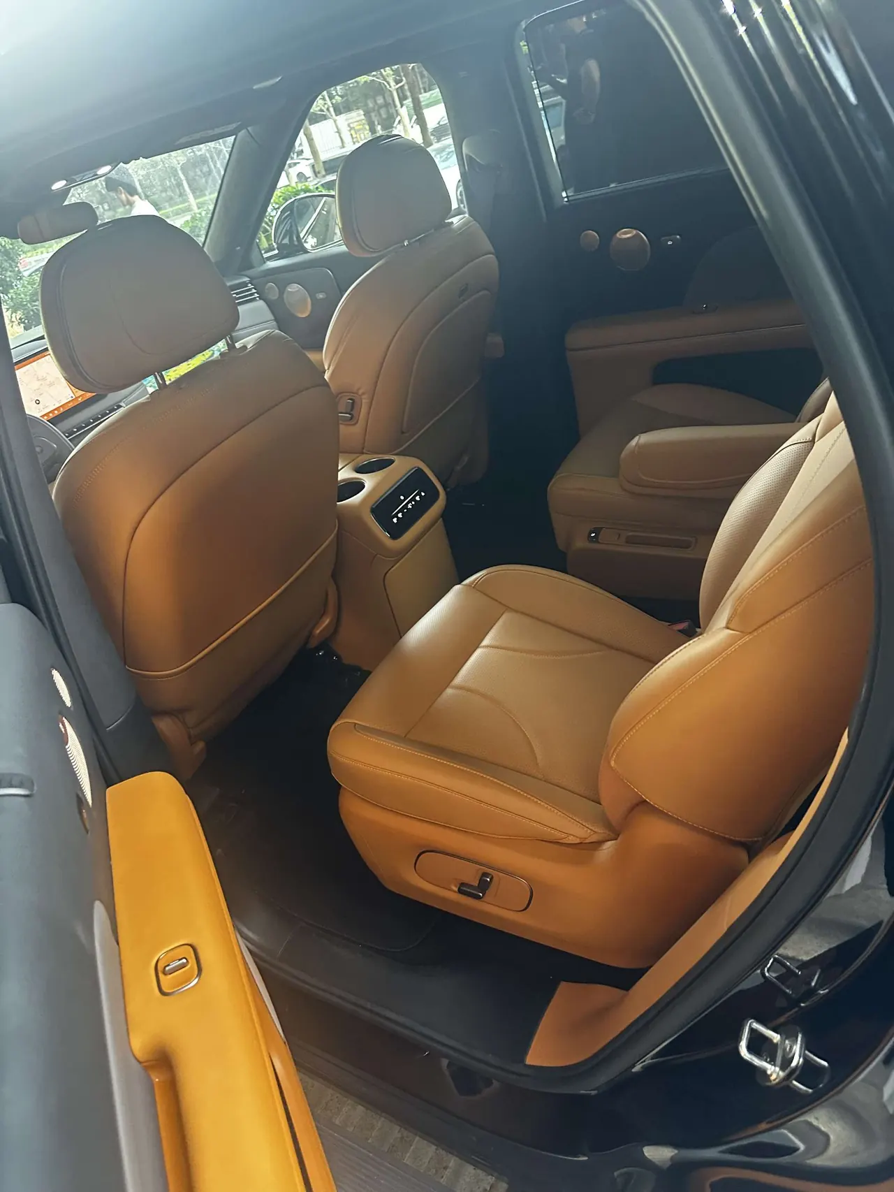 IM 2026 IM LS8 66 Ultra Luxury Six-seat Automatic Gear 4