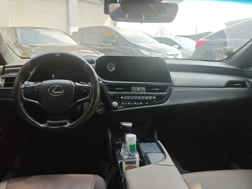 Lexus ES (Imported) 2021 ES200 2.0 Stepless Premium Edition Automatic Gear 5