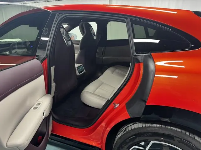 MI 2025 YU7 Long Endurance Rear Drive Automatic Gear 6