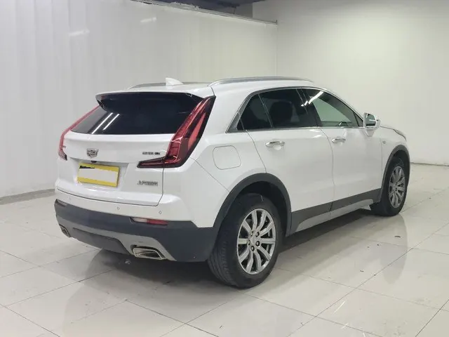 Cadillac 2021 XT4 2.0T 28T Two-Drive Leading Automatic Gear 7