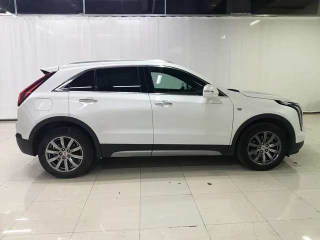 Cadillac 2021 XT4 2.0T 28T Two-Drive Leading Automatic Gear 8