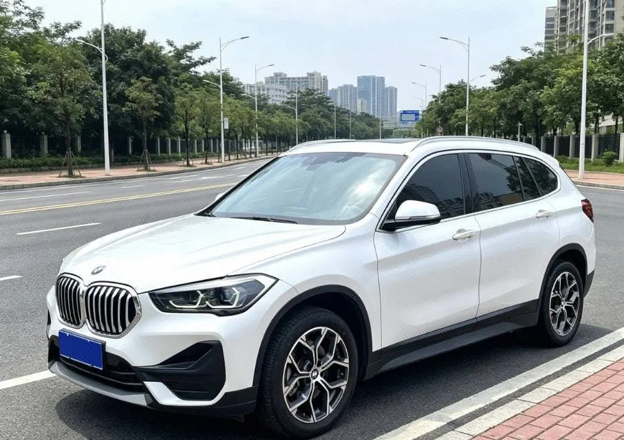 BMW 2022 X1 sDrive25Li 2.0T Leading Automatic Gear - View 1