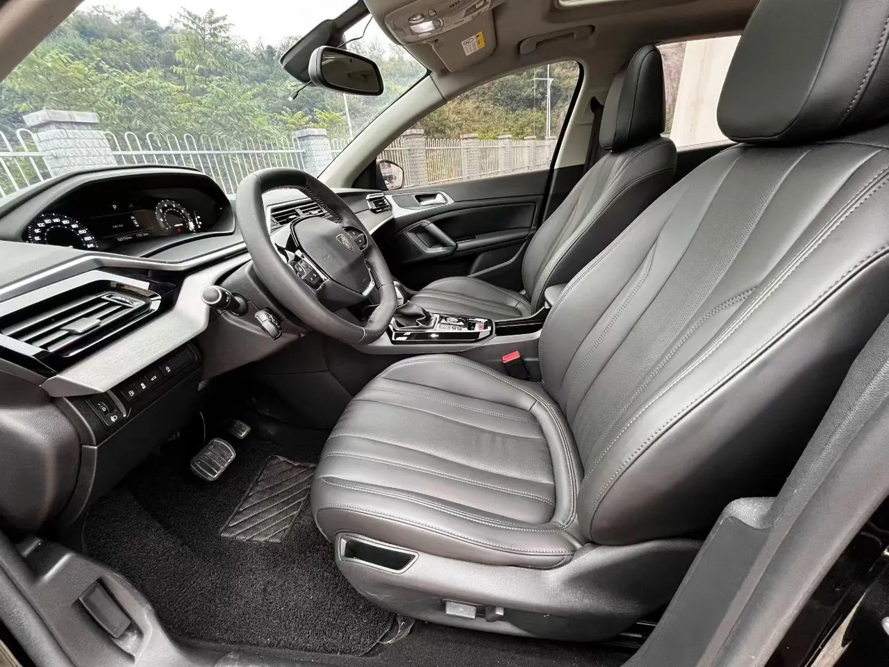 Peugeot 2022 408 1.6T Dream Edition Automatic Gear 4