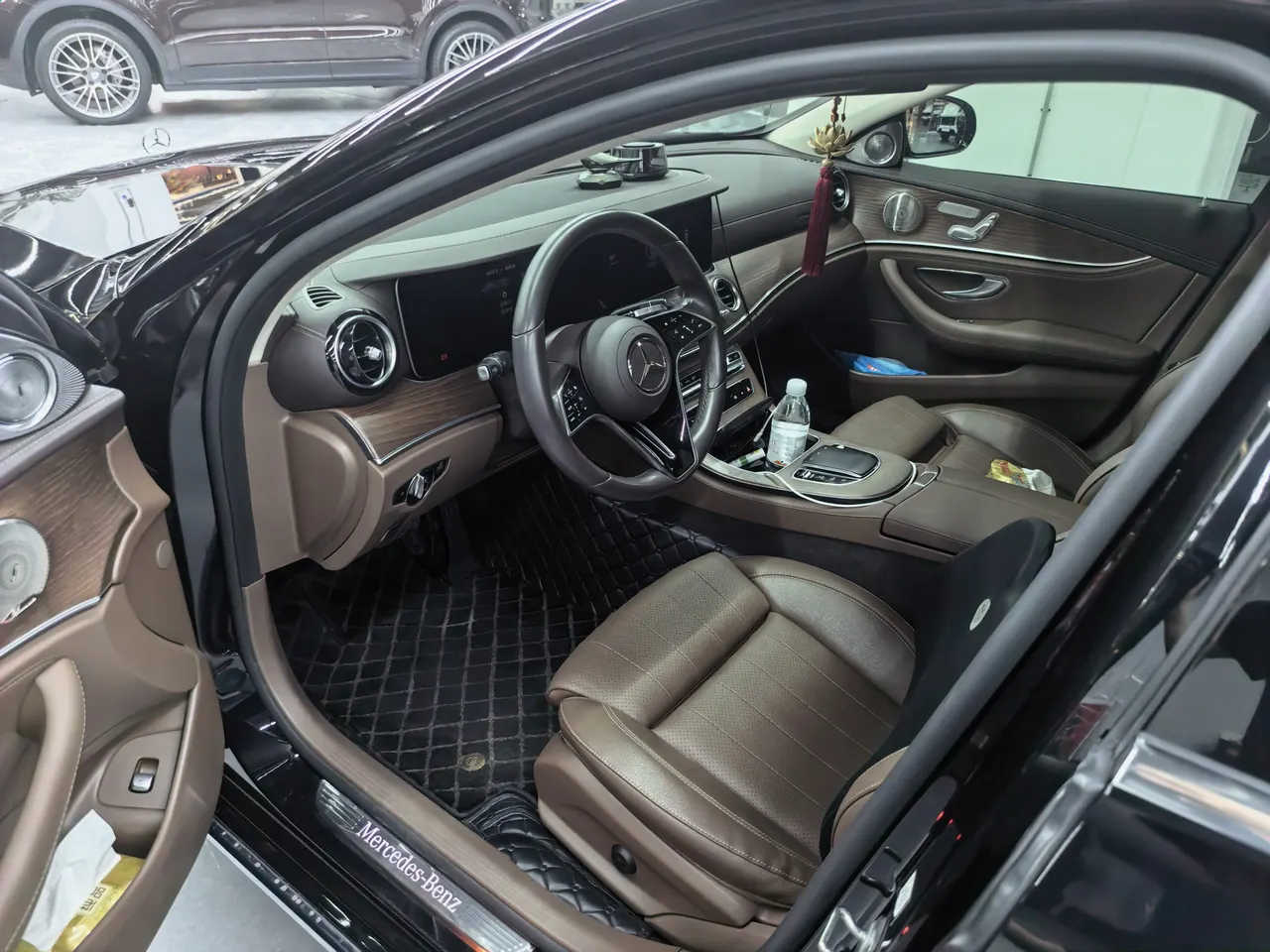 Mercedes Benz E Class 2022 E 300 L 2.0T Luxury (Change 2) Automatic Gear 7