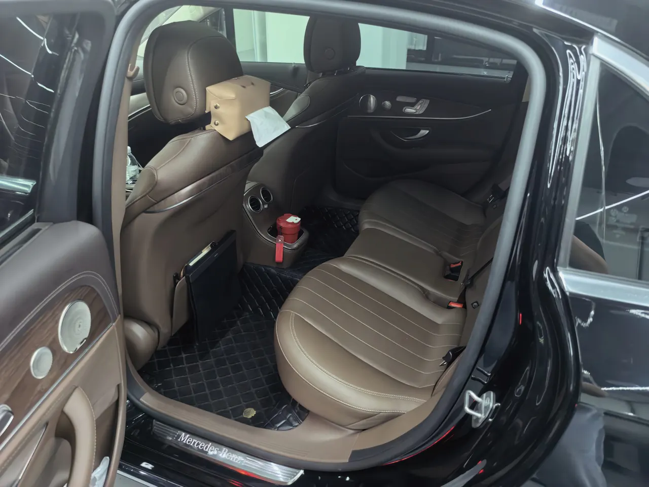 Mercedes Benz E Class 2022 E 300 L 2.0T Luxury (Change 2) Automatic Gear 9