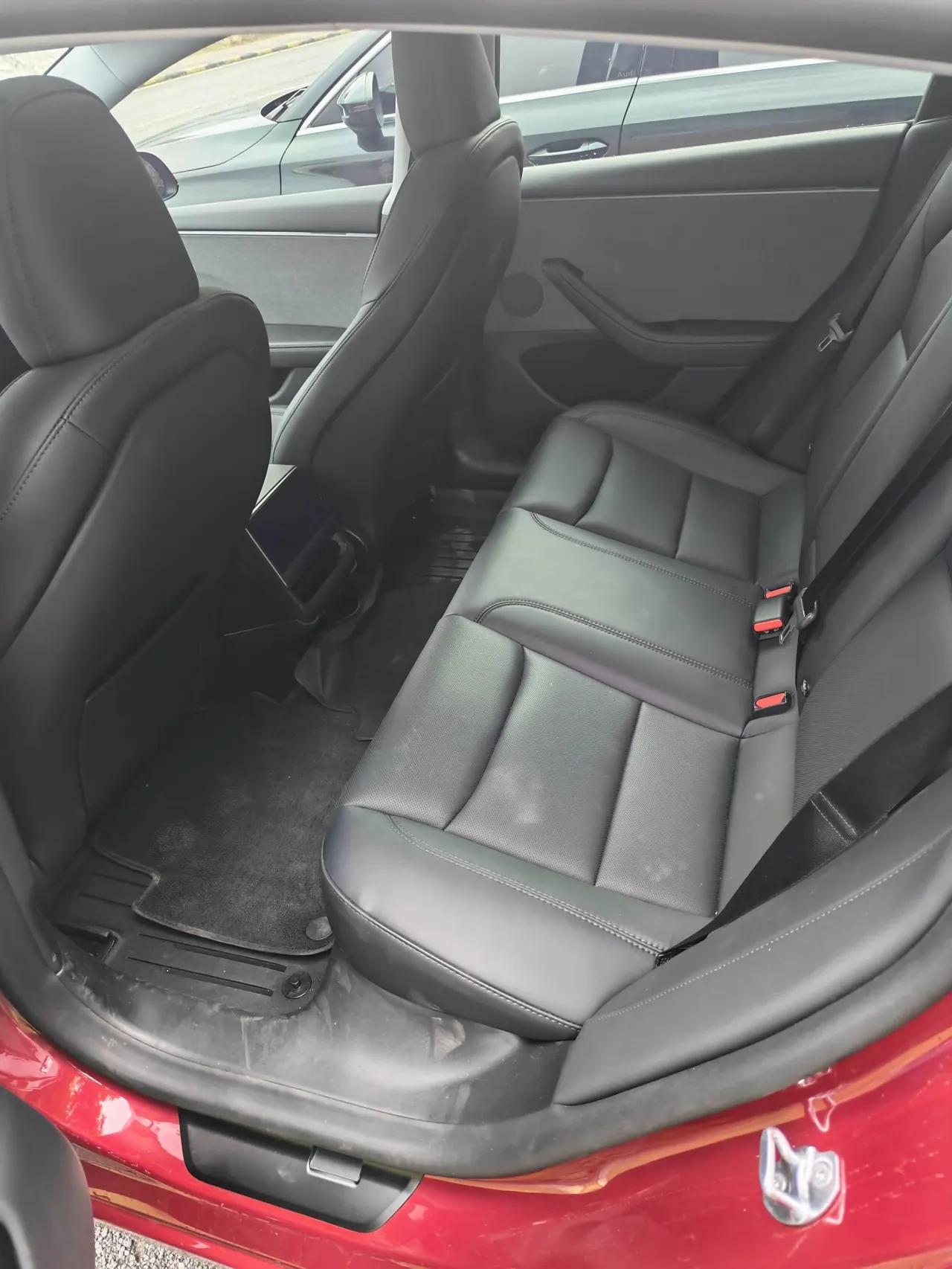 Tesla 2025 Model 3 rear-wheel drive version of automatic transmission - View 1