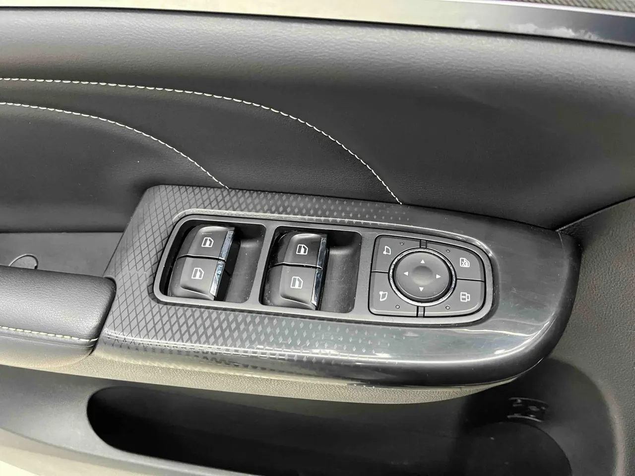 Haval 2021 M6 PLUS 1.5T Luxury Smart Joint Automatic Gear 15