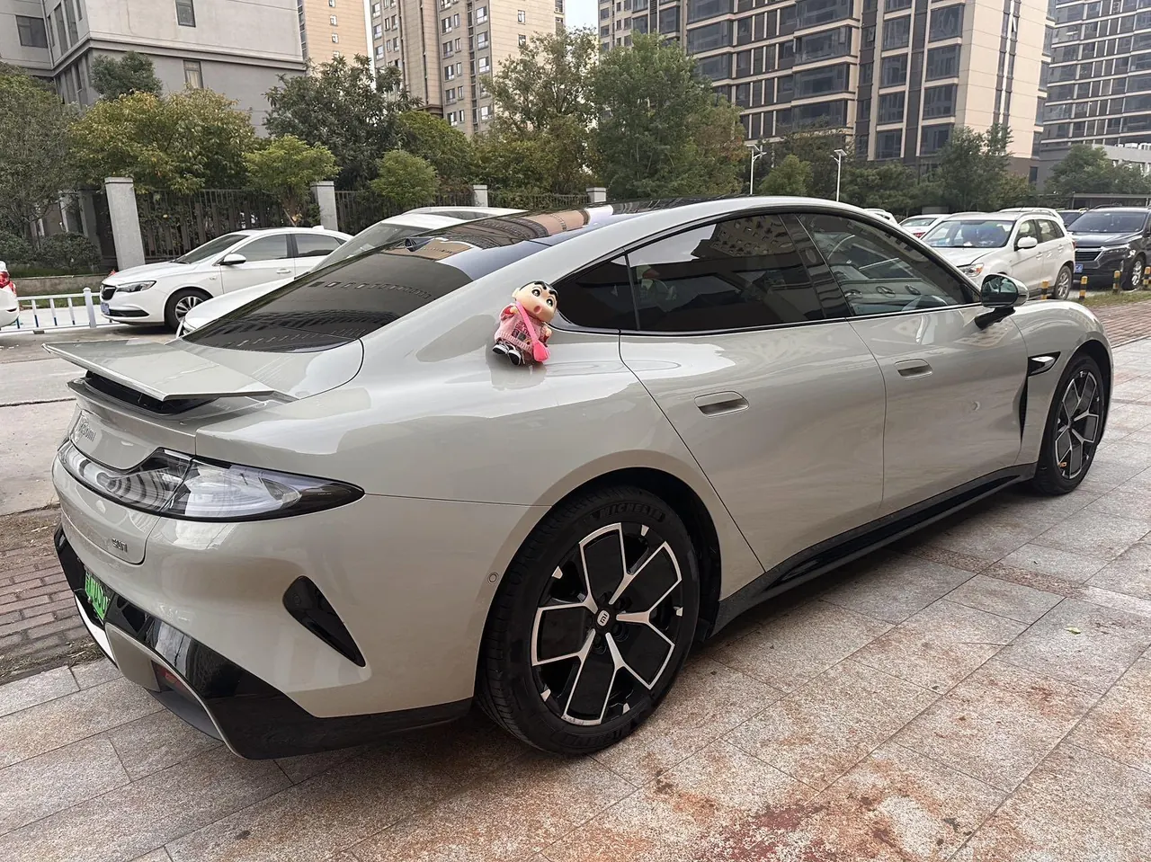 MI 2024 SU 7 830km Rear Drive Ultra Long Endurance High-end Smart Drive Pro Edition Automatic Gear 5