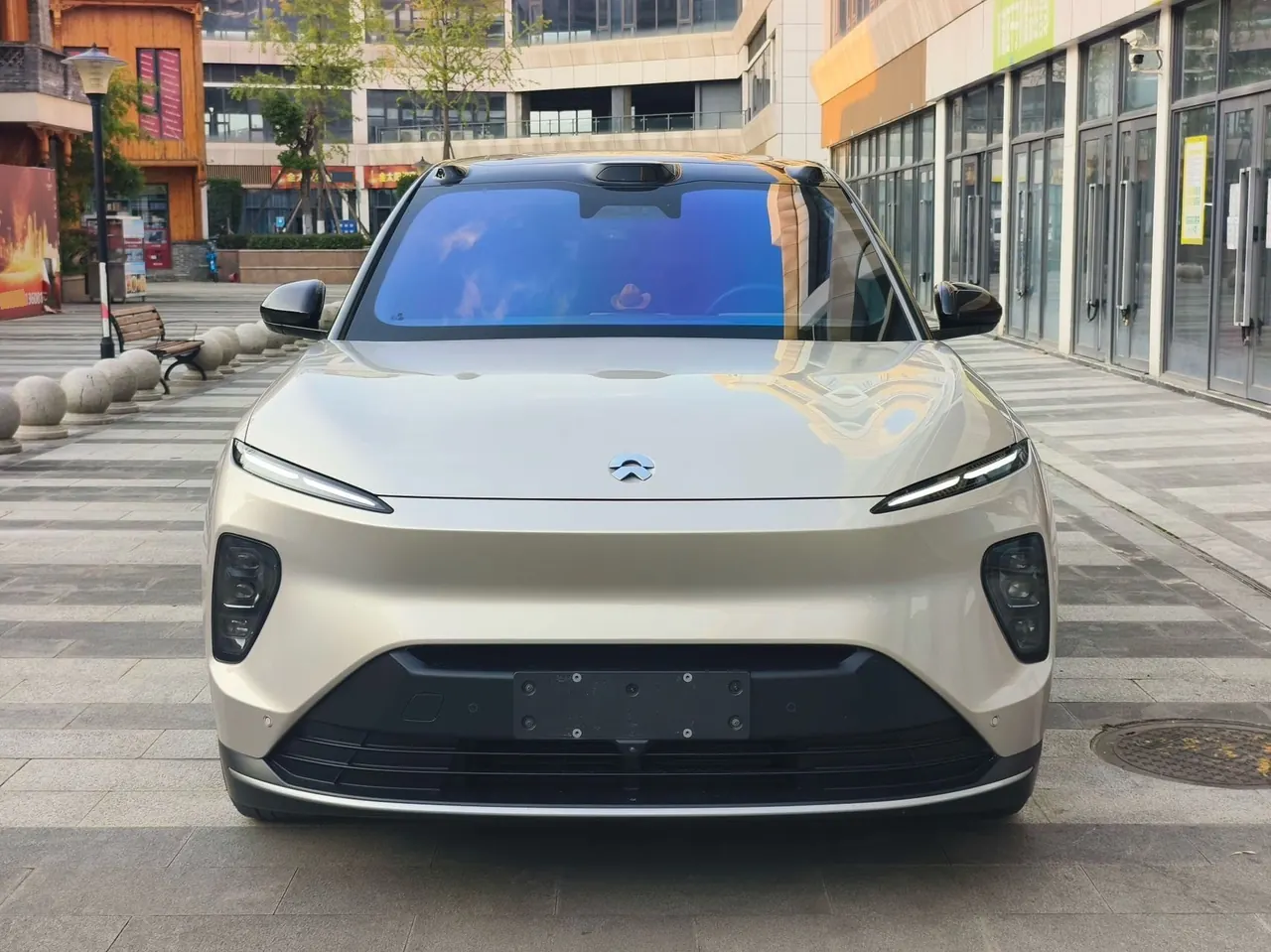 NIO 2024 ES8 75kWh automatic 2