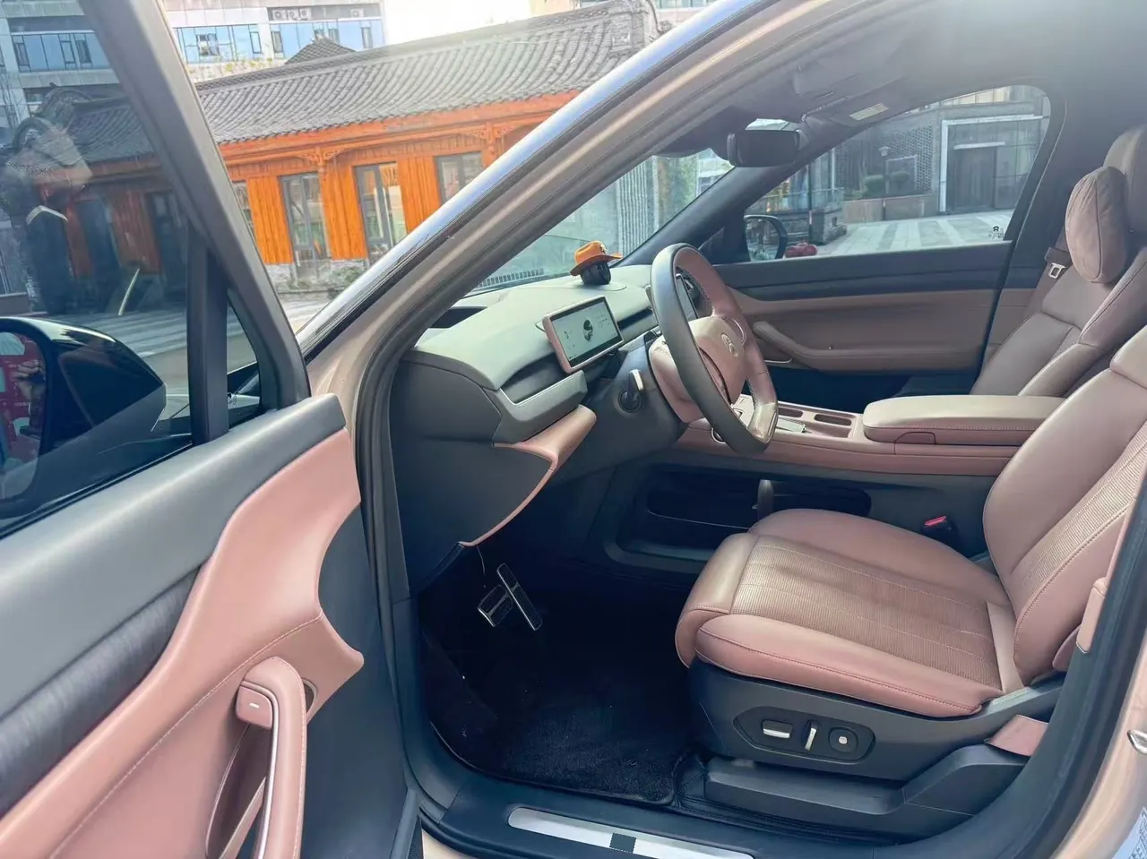 NIO 2024 ES8 75kWh automatic 4