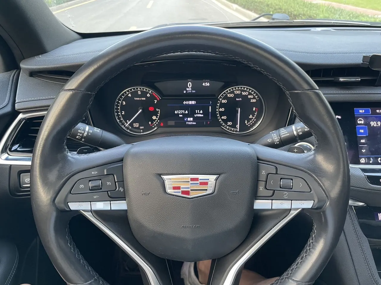 Cadillac 2021 XT6 2.0T 28T 7-seat luxury automatic gear 11