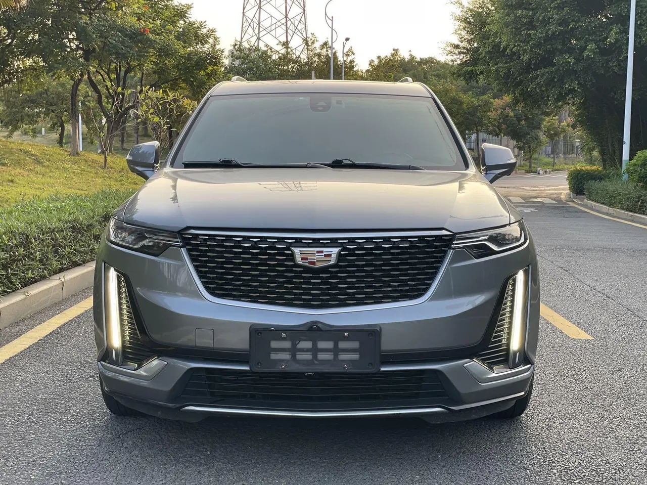 Cadillac 2021 XT6 2.0T 28T 7-seat luxury automatic gear 2