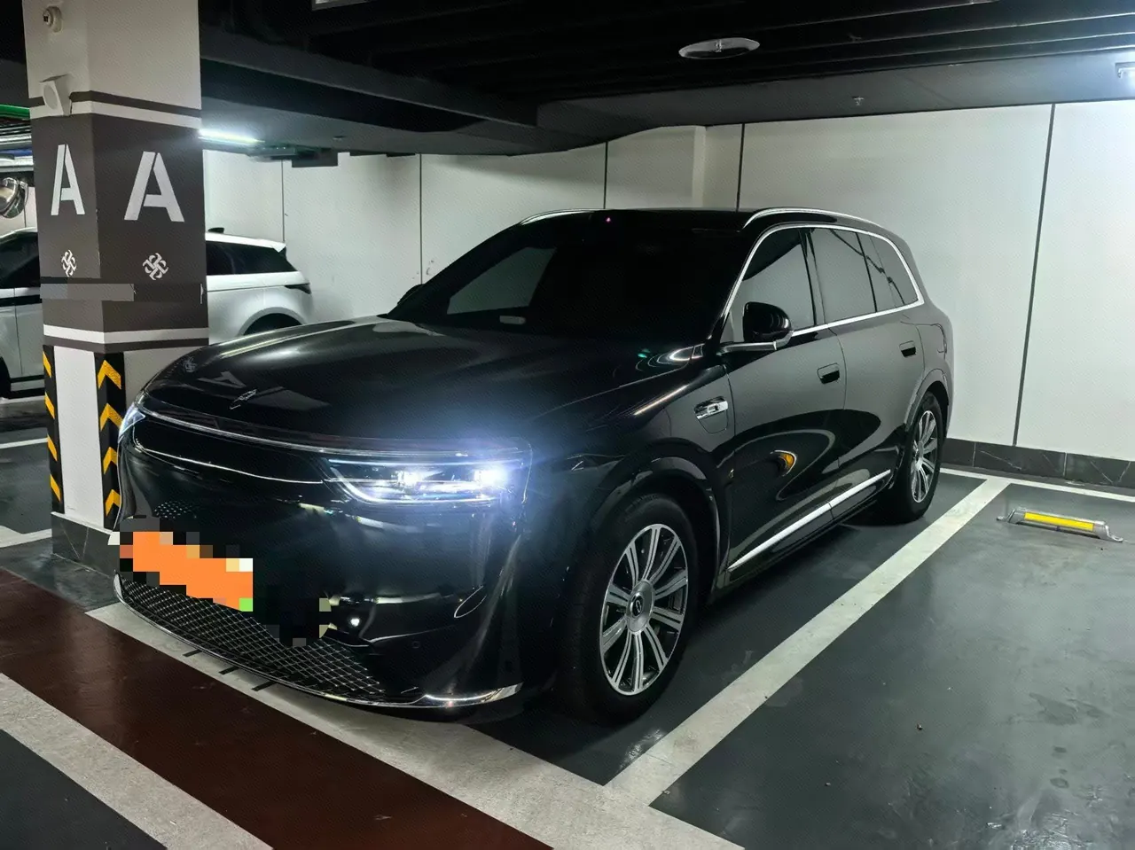 AITO 2025 AITO M8 Max 53.4kWh 5-seat automatic gear - View 1