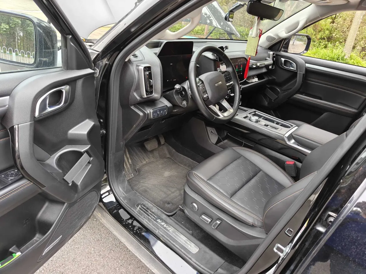 Haval 2024 big dog 2.0T Chinese garden dog version automatic gear 2