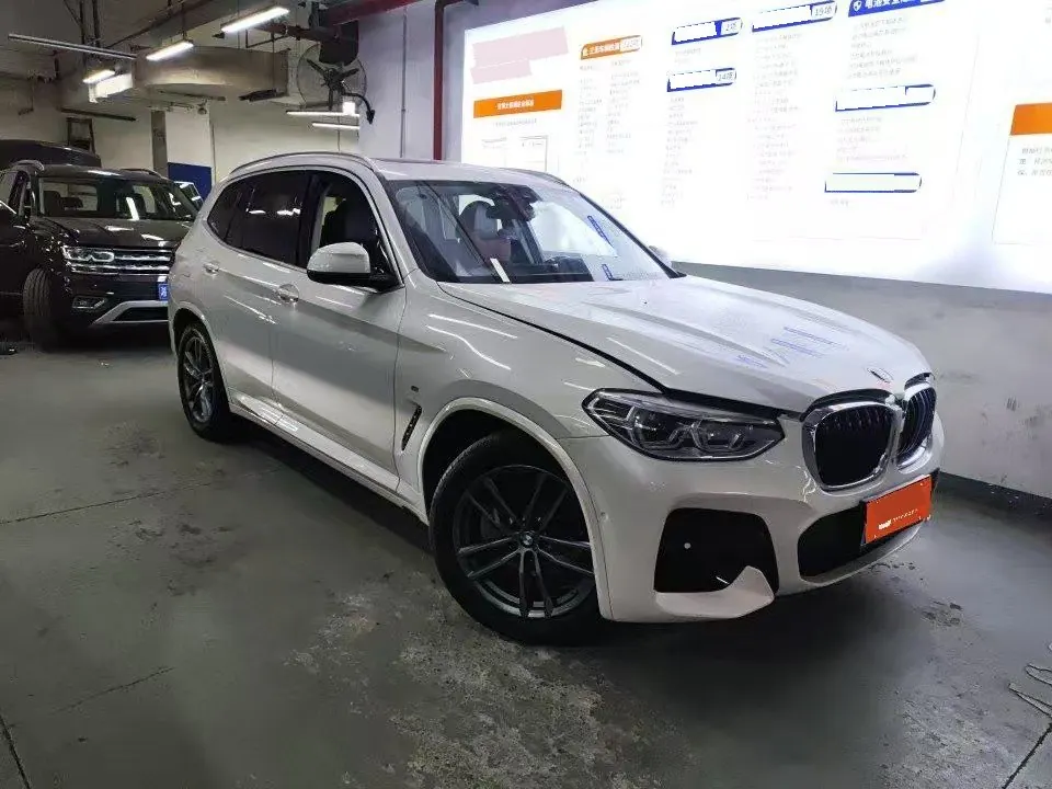 BMW 2020 X3 xDrive28i 2.0T M sports suit automatic gear 3