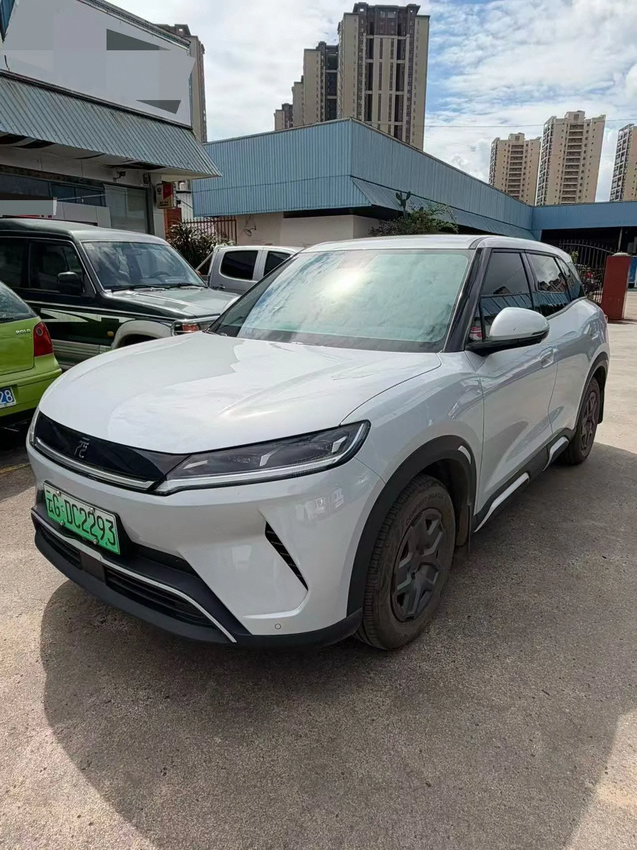 BYD 2025 Yuan UP 301KM Pilot Automatic Gear - View 1