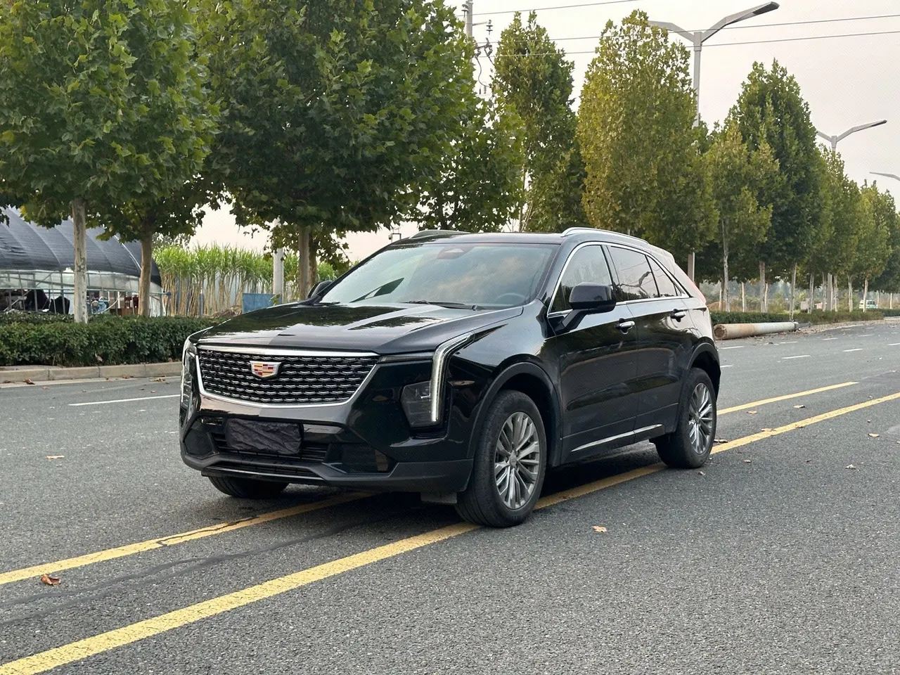 Cadillac 2024 XT4 48V 2.0T 28T Two-Drive Luxury Automatic Gear - View 1