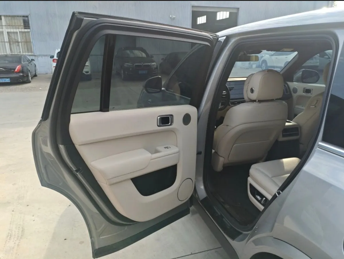 Li 2022 L9 1.5T Max Edition Automatic Gear 3