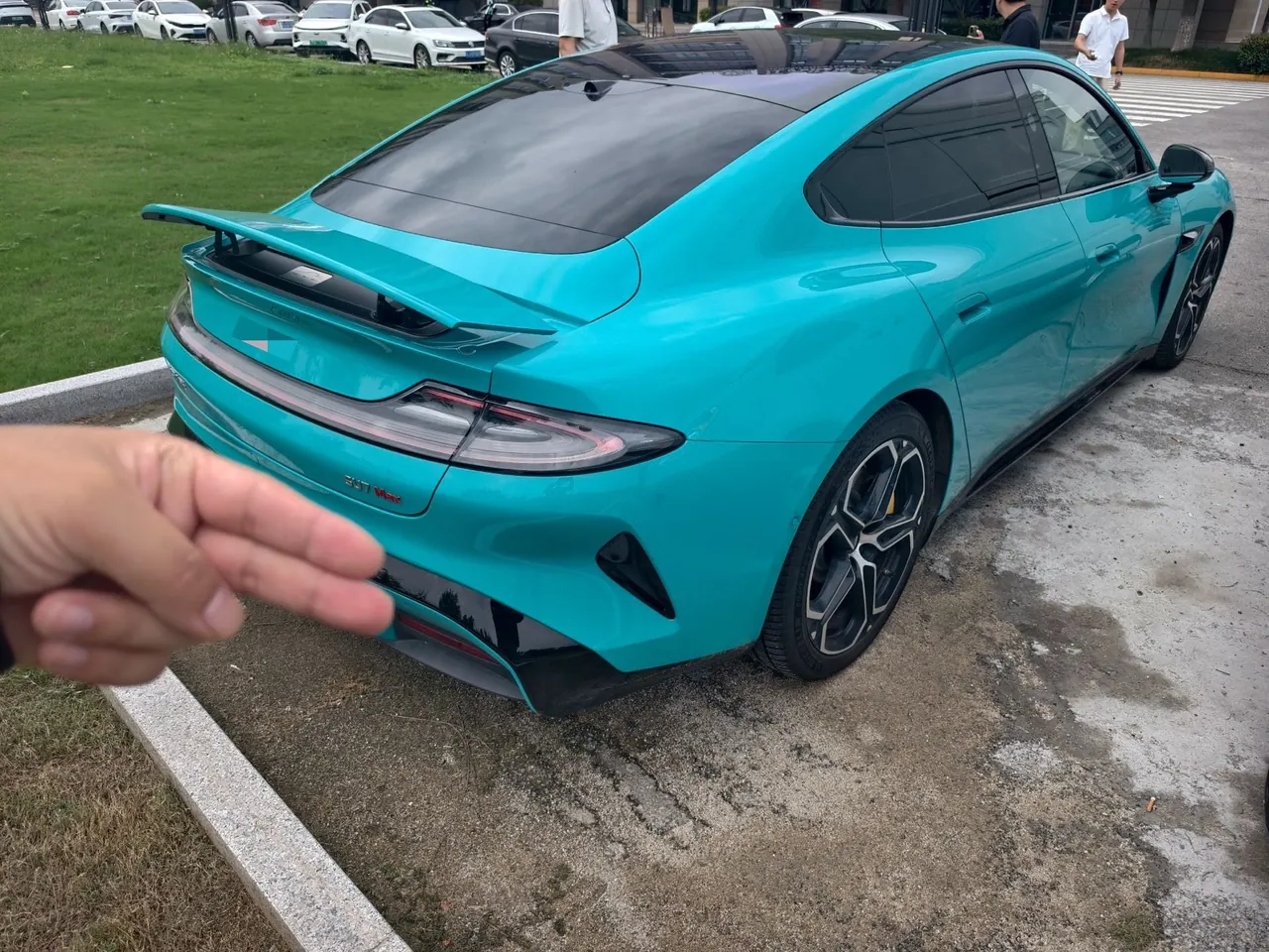 MI 2024 SU 7 750km Four-wheel Drive Max Founding Edition Automatic Gear 7