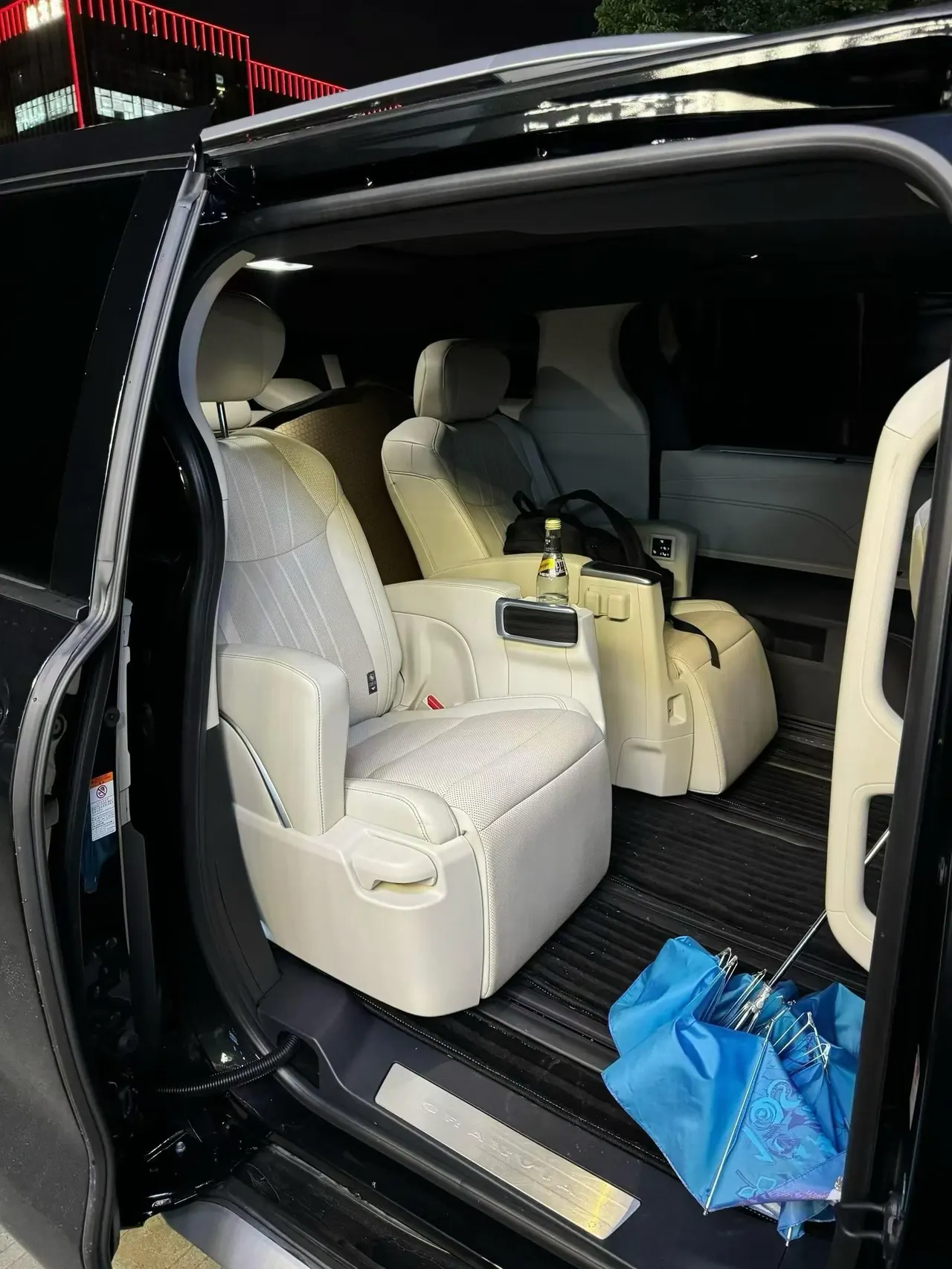 Toyota 2024 Grevia HYBRID 2.5 Stepless Zunjue ULTRA Edition Automatic Gear 7