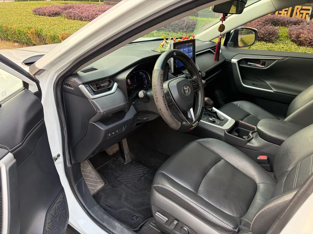 Toyota 2021 RAV4 Rongfang Double Engine 2.5 Stepless Four-wheel Drive Elite PLUS Edition (Modified) Automatic Gear 4